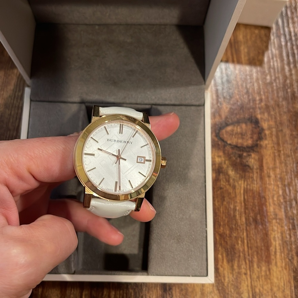 Burberry white gold watch - Picture 6 of 10
